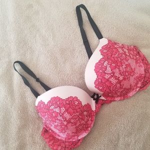 Victoria's Secret Lace print bra